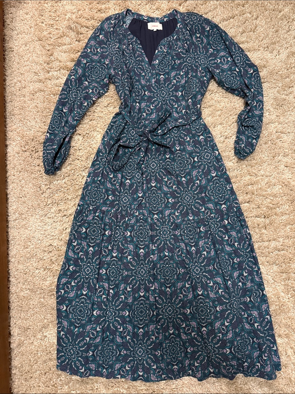 XiRENA Teal Patterned Long-Sleeve Maxi Dress